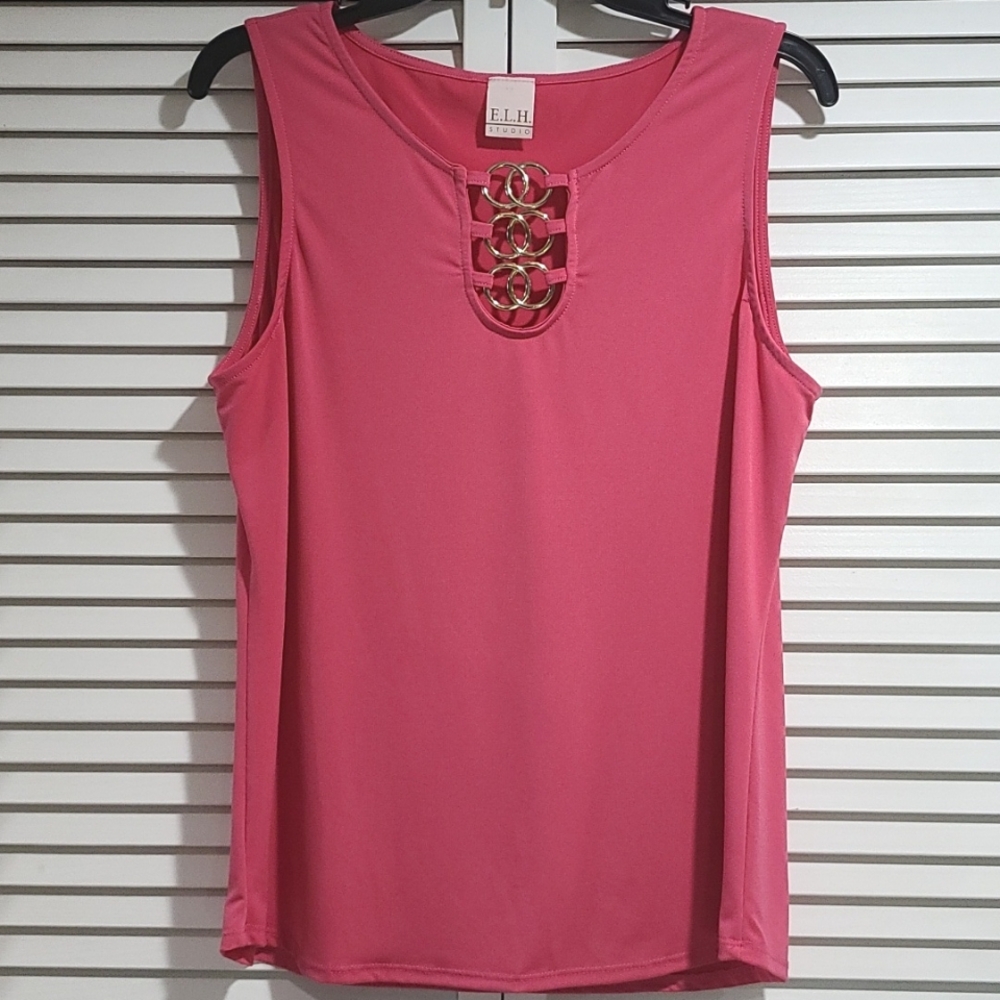 ELH STUDIO top knit sleeveless w 3 tier ornamental chest design EUC
